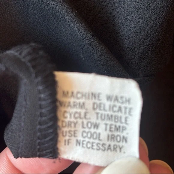 VINTAGE NEIMAN MARCUS Women’s Sheer‎ Black Long Sleeve Peplum Beaded Blouse Sz 4 - Picture 9 of 16